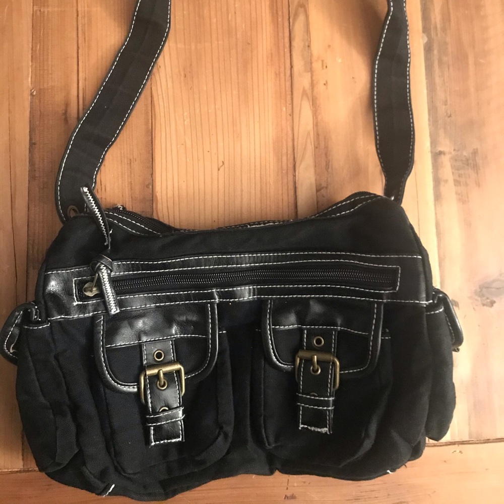 Black multi pocket shoulder purse